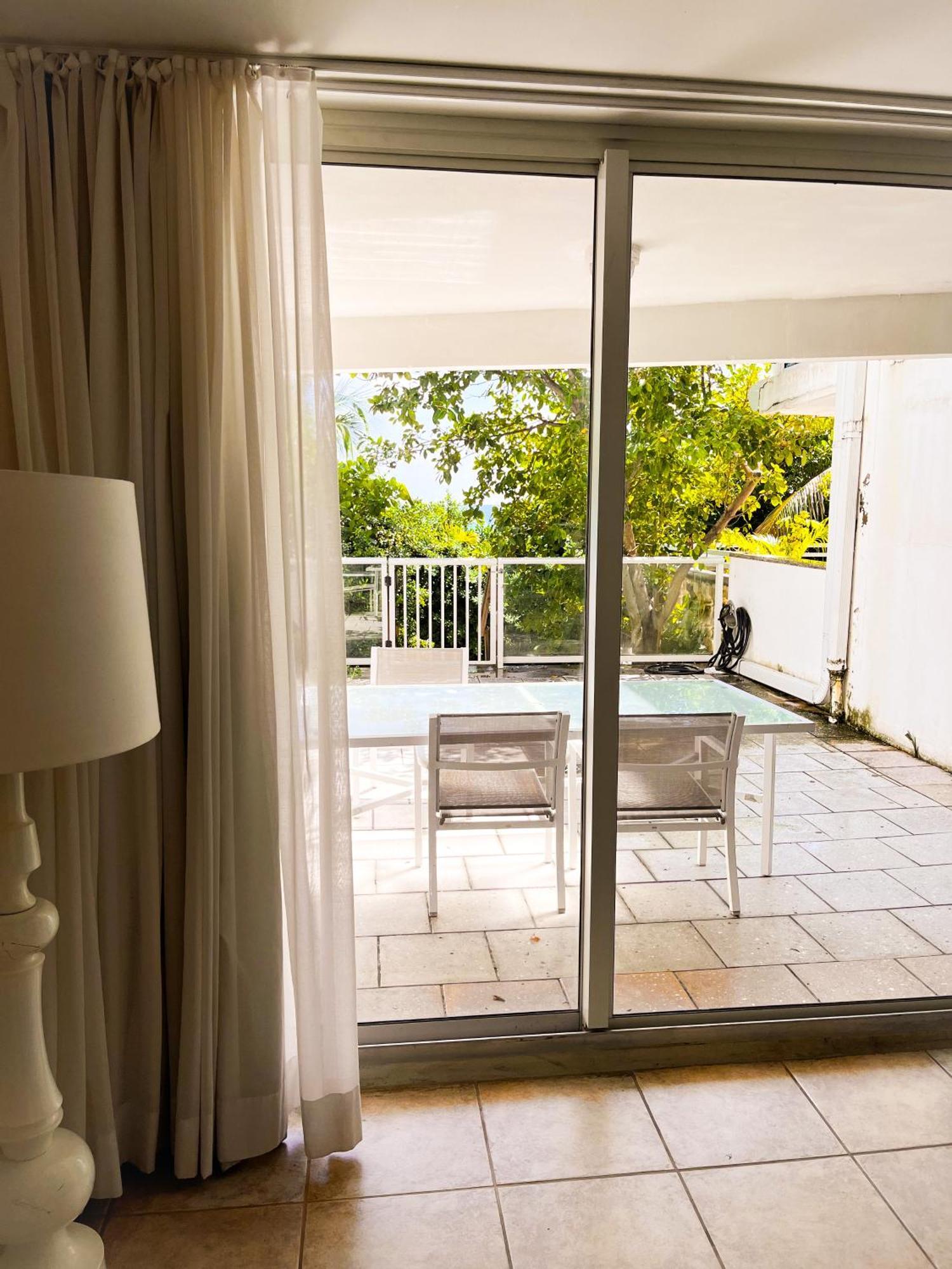 Castle Pavillon 8 Beachfront - Private Beach Access Loft With 2-Story, Pool, Tennis, Free Parking Access Miami Beach Exterior foto